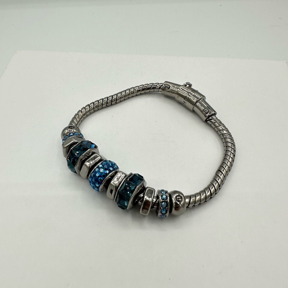 Henri Bendel Rocks Louis Bracelet in Gunmetal/Blue Crystals Magnetic Close